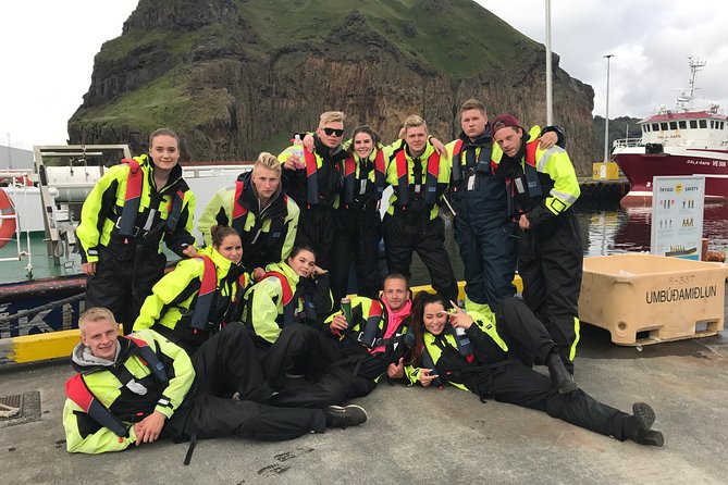 1-Hour Small Group Sightseeing Boat Tour in Vestmannaeyjar - Guide + captain combo: stories, music, and confidence at speed