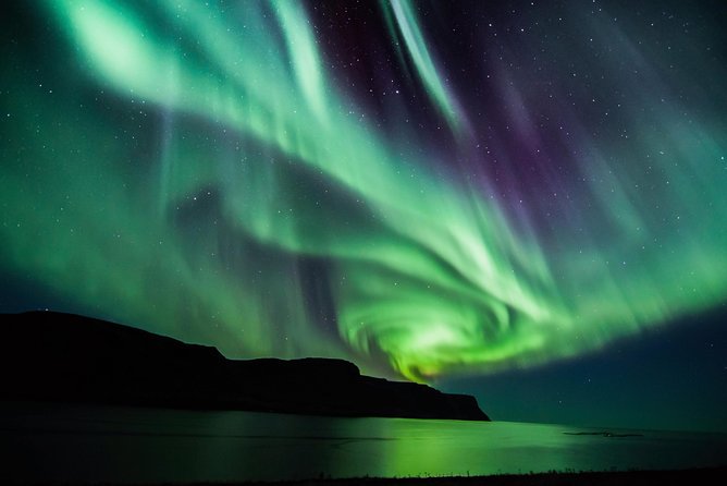 #1 Northern Lights Tour In Iceland from Reykjavik with PRO photos - How a local guide improves your aurora odds from Reykjavik