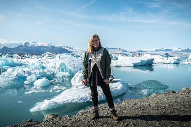 3-Day Golden Circle, Ice Cave and Glacier Lagoon Small-Group Tour - Food and hotels: breakfast is handled, dinner is on you