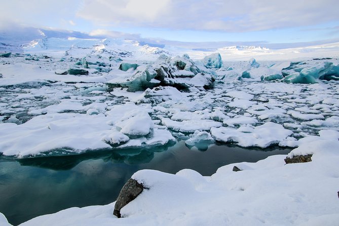 3-Day Ice Cave, South Coast, Golden Circle and Northern Lights - Pickup, group size, and the bus reality (comfort counts)