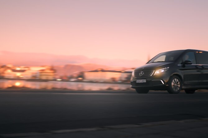 4-hour Private Reykjavik City Tour - Pickup in Reykjavik: why starting where you want matters