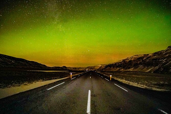 4x4 Reykjavik Northern Lights Tour with Photographer — Aurora RVK - Photographer time and telescope moments that help your pictures
