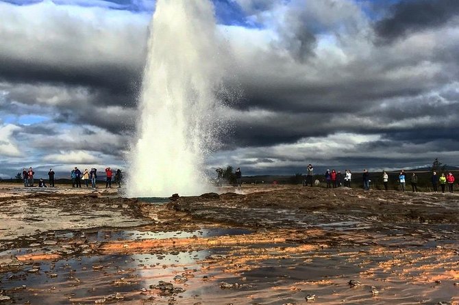 7 Day Around Iceland Tour- PRIVATE TOUR - East Iceland’s Thermal Zones and the Big Waterfall Charge