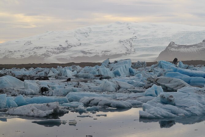 8 Day Winter Circle Tour, Ring Route of Iceland with Snæfellsnes Peninsula - Day 3: Vatnajökull access with the Crystal Ice Cave and glacier lagoon seals