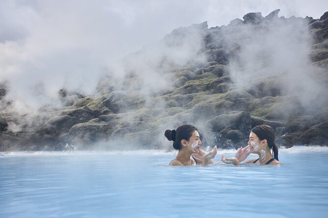 Blue Lagoon Admission Including Return Transfers from Reykjavik - The Reykjavik pickup ride: what that 45-minute transfer feels like