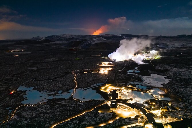 Blue Lagoon & Northern Lights Tour from Reykjavik - Northern lights tour: why a guided hunt helps
