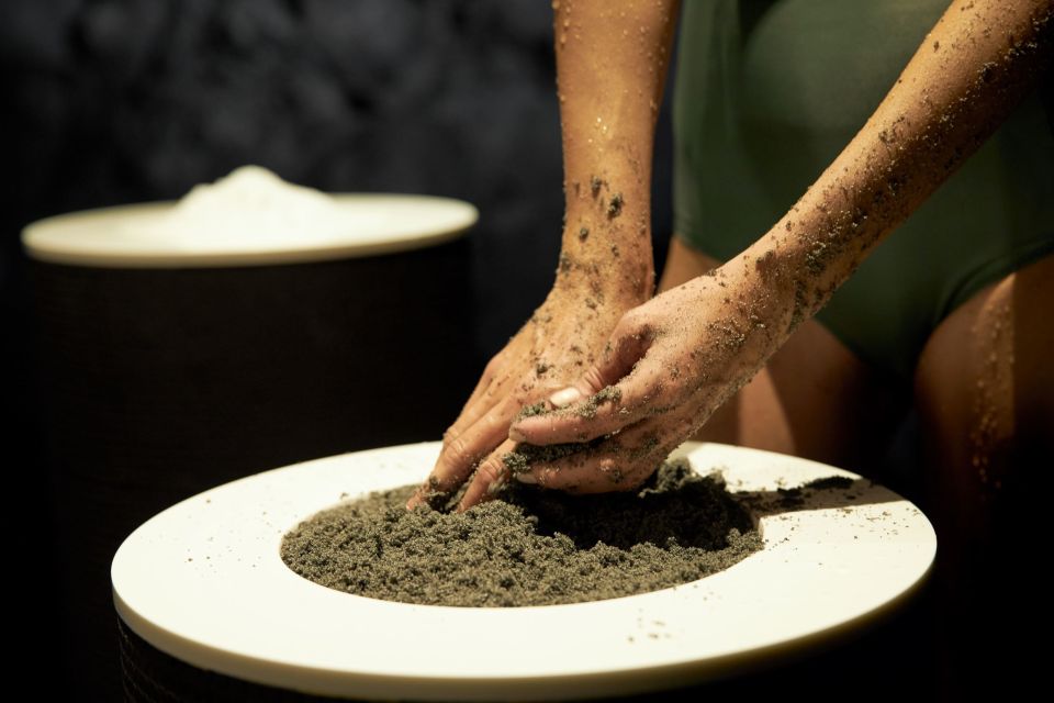 Blue Lagoon: Retreat Spa Experience & Private Changing Suite - The Blue Lagoon Ritual: the masks you apply yourself