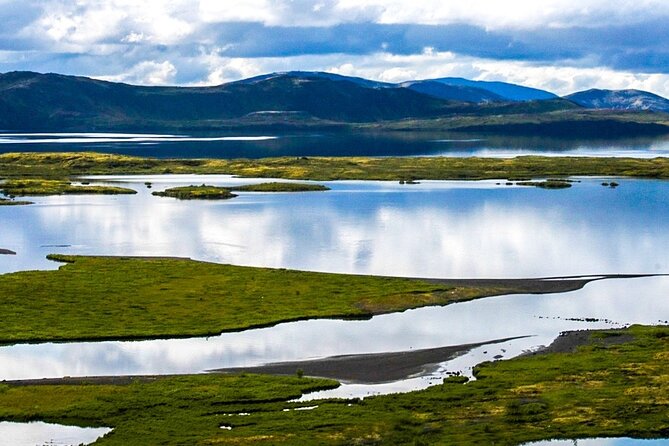 Classic Golden Circle & Kerið Small-Group Tour from Reykjavík - The ride comfort: Wi‑Fi, USB, and air-conditioned sanity
