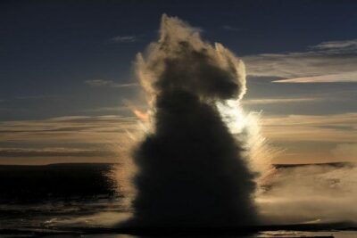 Day Trip to the Golden Circle and Blue Lagoon from Reykjavik - Strokkur Geyser: The Eruption Rhythm You Can Actually Plan For