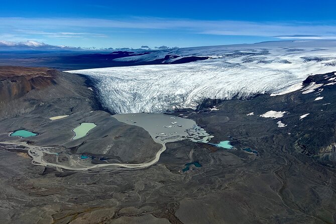 Fire and Ice Helicopter Tour: Glacier and Hengill Geothermal Area - Service and Pilots: Why People Keep Recommending This Tour
