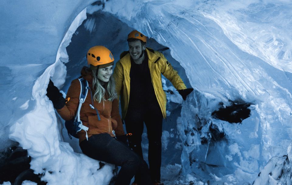 From Jökulsárlón: Crystal Blue Ice Cave Super Jeep Tour - Photography in low light: how to plan without stressing
