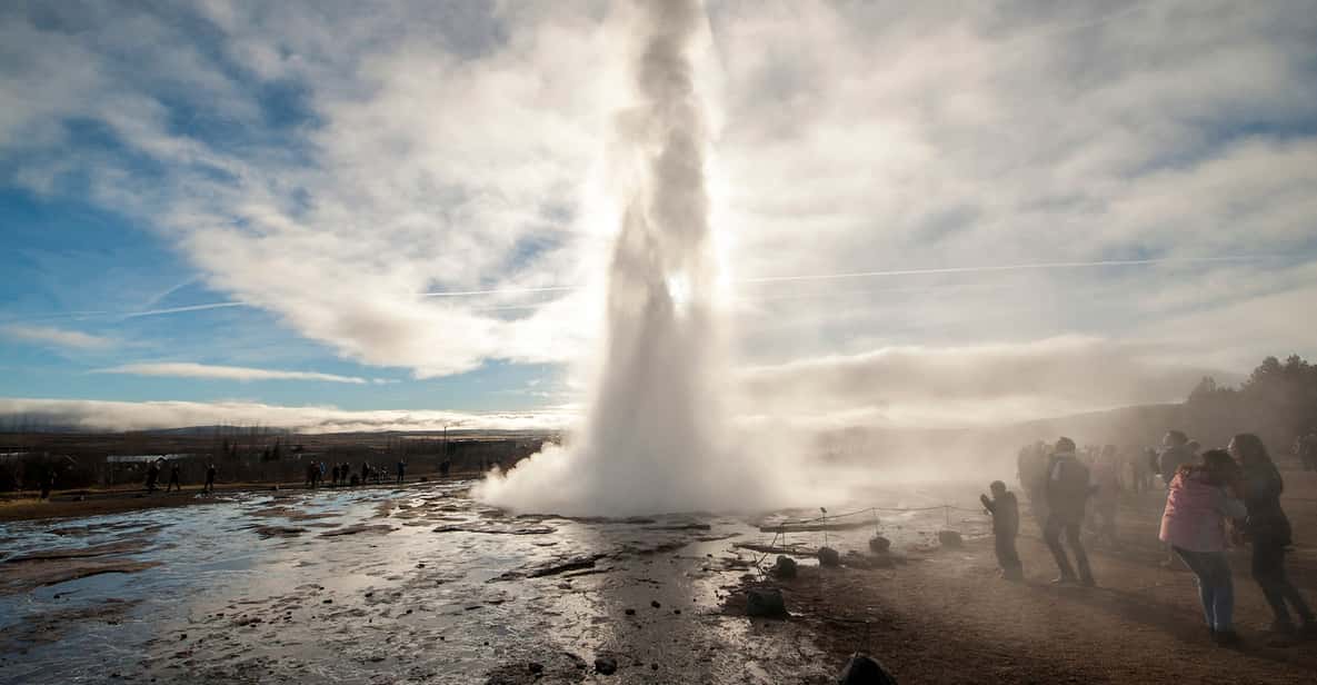 From Reykjavik: 3 Day Family Package - Snæfellsnes Peninsula: Villages, Kirkjufell Area, Black Shores, and Ytri Tunga Seals