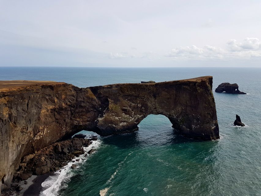 From Reykjavík: 4, 5, 6 or 7-Day Small-Group Ring Road Tour - Optional Day 5: Borgarfjörður waterfalls, Icelandic horses, and Vidgelmir lava cave