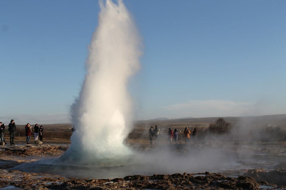 From Reykjavik: 4-Day Blue Ice Cave and Northern Lights Tour - South Coast Days 2 and 3: Reynisfjara black sand and Jökulsárlón glacier lagoon