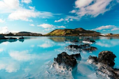From Reykjavik: Blue Lagoon Entry with Round-Trip Transfers - The route from Reykjavík: Smartbus pickup and the geothermal coach ride
