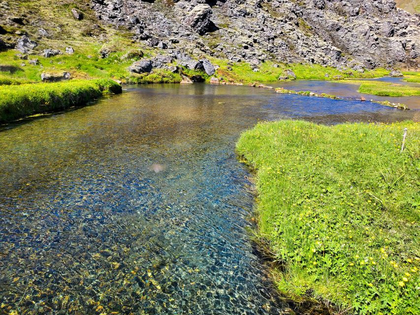From Reykjavik: Day Tour to Landmannalaugar in a Super Jeep - Hnausapollur and Ljótipollur: quick crater-lake time with big color