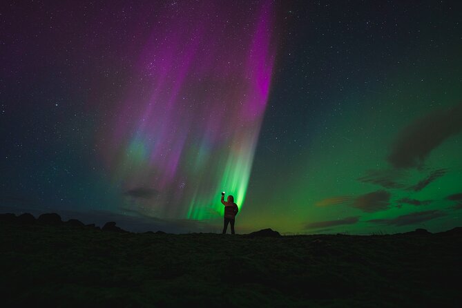 From Reykjavík: Evening Lava Tunnel Tour and Northern Lights Tour - If you miss the lights: how the free Northern Lights retry works in real terms