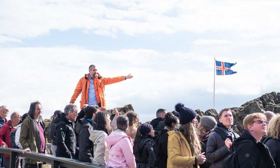 From Reykjavík: Full-day Golden Circle & Horse Riding Tour - Thingvellir National Park: where you stand on the boundary