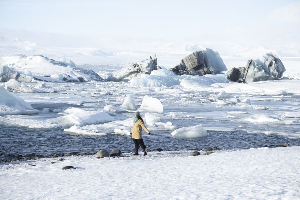 From Reykjavik: Glacier Lagoon Boat Ride, Diamond Beach Tour - The long Reykjavik-to-the-glacier drive: how to make it feel doable