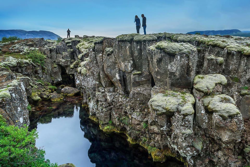 From Reykjavik: Golden Circle Full-Day Tour - Board comfort: USB chargers, onboard Wi‑Fi, and the GPS audio app
