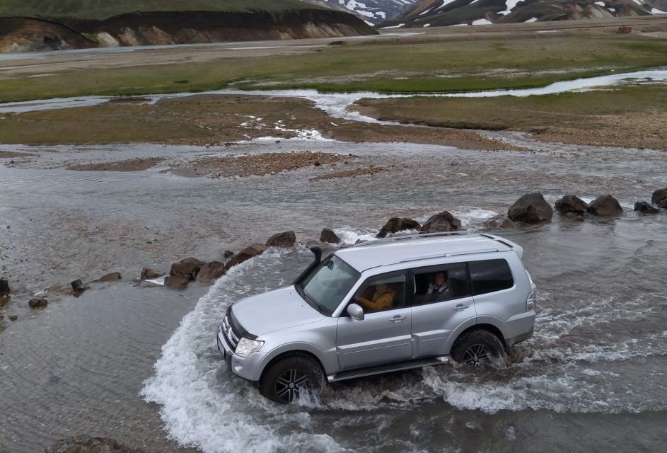 From Reykjavik: Highlands Jeep Tour & Landmannalaugar Hike - Hjálparfoss and the basalt columns: waterfalls with a science lesson