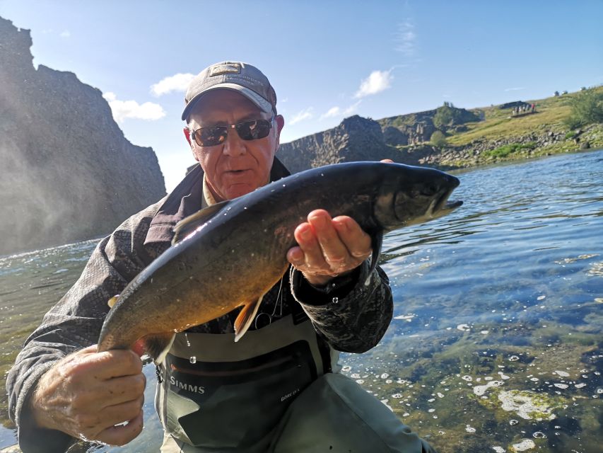 From Reykjavik: Lake and River Fishing Tour - Rod choices and fly-fishing help that actually reaches the water