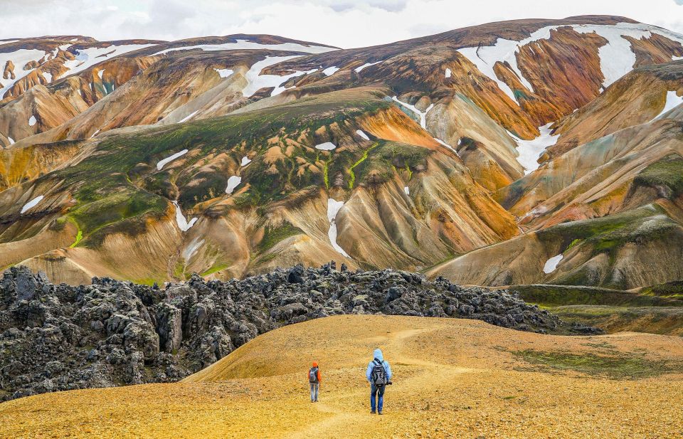 From Reykjavík: Landmannalaugar Day Hike - The heart of the day: Laugahraun, Vondugil Canyon, Brennisteinsalda, and Grænagil