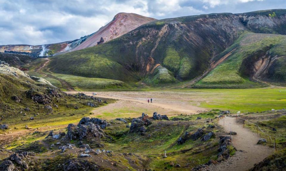 From Reykjavik: Landmannalaugar & Háifoss Waterfall Tour - Háifoss, Hjálparafoss, and Granni: waterfall time that’s more than one stop