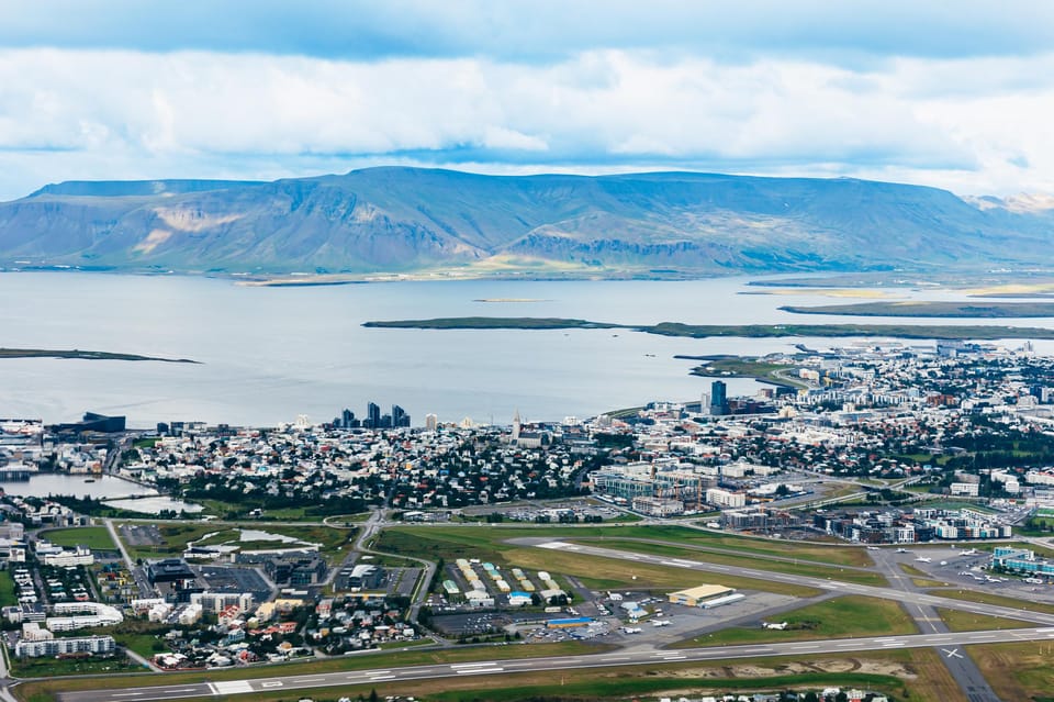 From Reykjavik: New Volcanic Area Helicopter Tour - Segment 4: Fagradalsfjall—longer time over the main stage