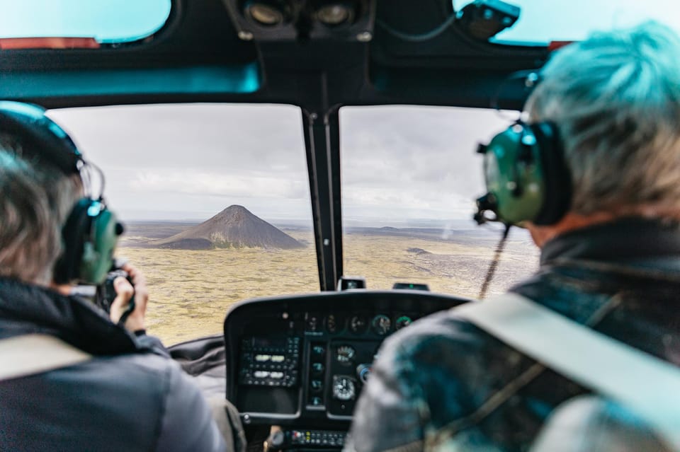 From Reykjavik: New Volcanic Area Helicopter Tour - Segment 6: Returning toward Reykjavik—Mount Esja and final light
