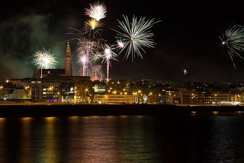 From Reykjavik: New Years Fireworks by Boat - Price and value: what you’re paying for at $150 per person