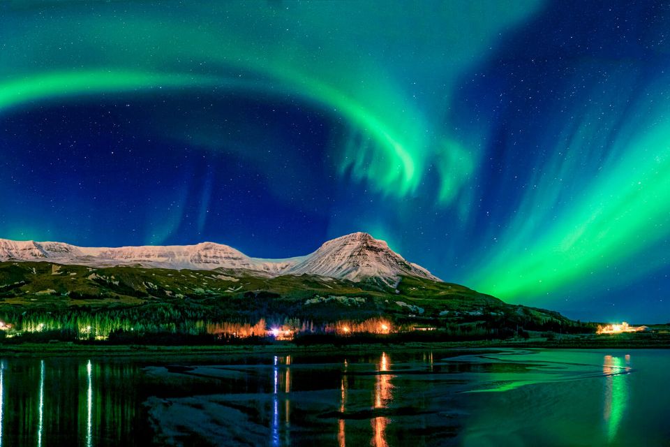 From Reykjavik: Northern Lights Chase with Expert Guide - Key things to know before you go