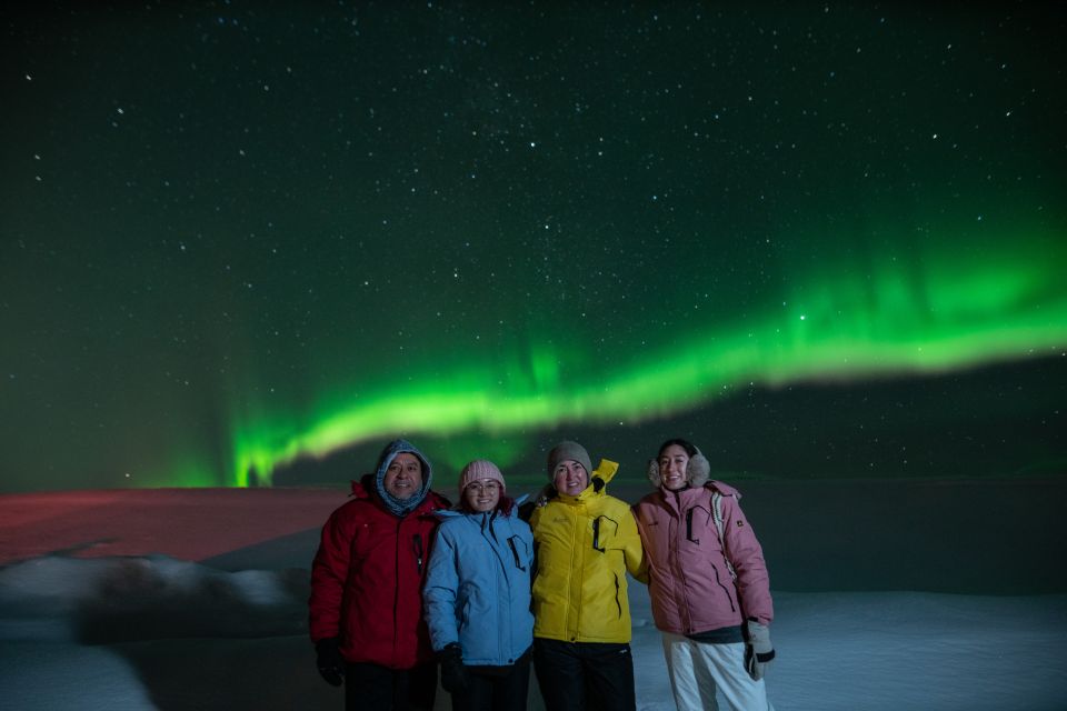 From Reykjavik: Northern Lights Guided Tour with Photos - Why a guided Aurora hunt beats winging it from Reykjavik