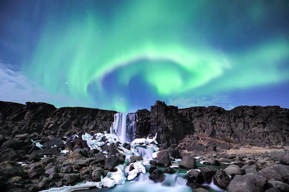 From Reykjavik: Northern Lights Tour - Why the Aurora Hunt from Reykjavik feels like a real night out
