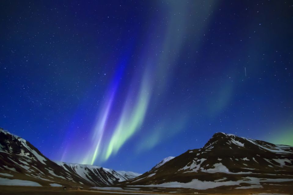 From Reykjavik: Northern Lights Tour with Lifetime Guarantee - Timing and operating hours: plan your day around the dark windows