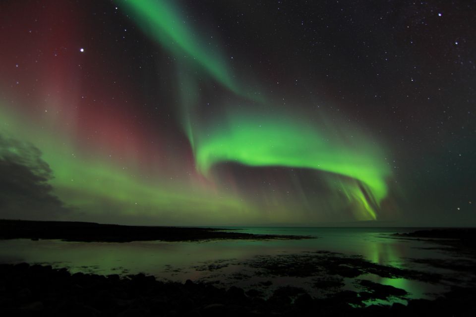 From Reykjavik: Northern Lights Tour - Meeting at BSI and getting comfortable on the ride out