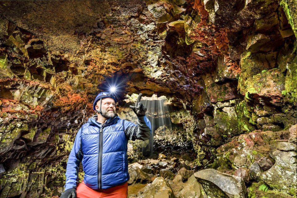 From Reykjavik: Raufarhólshellir Lava Tunnel by Bus - Practical tips to stay warm, dry, and steady