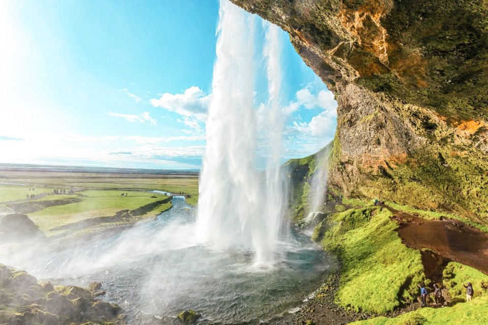From Reykjavik: South Coast Full-Day Trip - Guides and onboard style: what makes the day feel easy