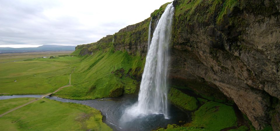 From Reykjavik: South Coast, Plane Wreck, & Beach ATV Tour - Dyrhólaey Peninsula and Mýrdalsjökull: the glacier-in-the-distance effect