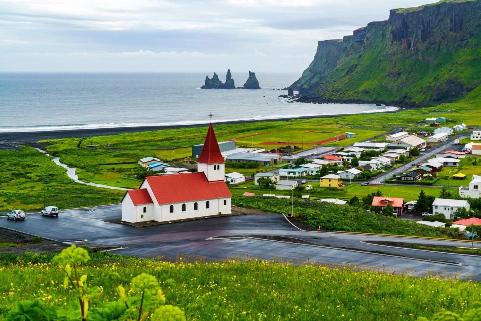 From Reykjavik: South Coast Tour & DC-3 Plane Wreck - Dyrhólaey Cliffs: The Sea Arch and a Puffin Season Bonus