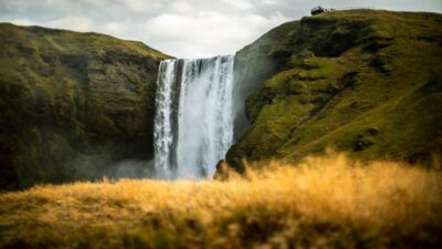 From Reykjavík: Vík Lava Show & South Coast Waterfalls Tour - The Vík Lava Show: volcano lessons without the guesswork