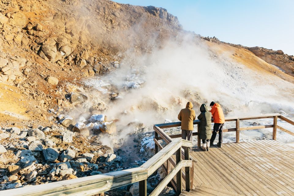 From Reykjavík: Volcanoes and Blue Lagoon Day Trip - A full 9-hour loop with real hiking, real heat