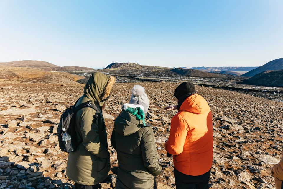 From Reykjavík: Volcanoes and Blue Lagoon Day Trip - The eruption hike: Litli Hrutur and the Geldingadalur trails