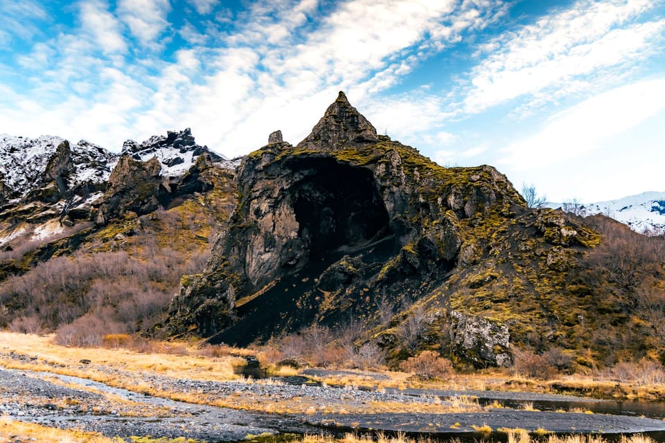 From Rvk: Private Day-Tour to Thorsmork with Mountain Hike - Valahnúkur hike: the 90 minutes that delivers big views