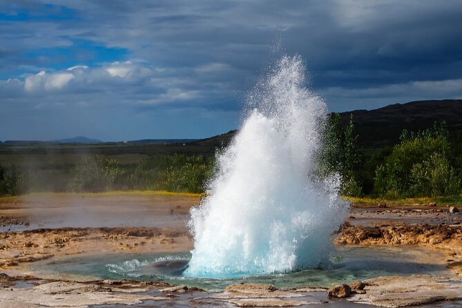 Full-Day Golden Circle Private Tour from Reykjavík - Thingvellir National Park: Plate Walking and Real Geology