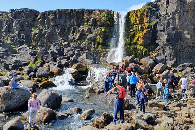 German-speaking Private Golden Circle Tour - Kerið crater: volcanic shapes you can actually measure