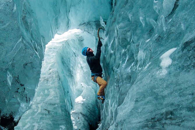 Glacier Adventure at Sólheimajökull Private Tour - Timing and what to expect from the 4 hours 30 minutes