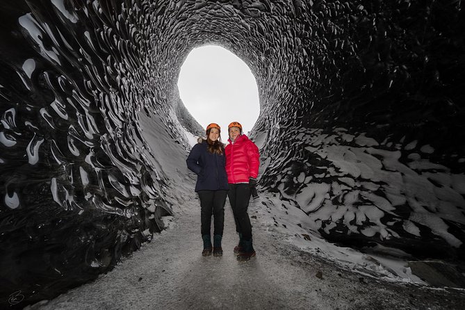 Glacier lagoon tour - Optional ice caves in winter (mid-November to mid-March)