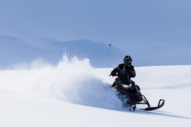 Glacier Rush – Fast pace snowmobile - SnoMo Glacier - Glacier Rush in a Nutshell: what you’re really signing up for