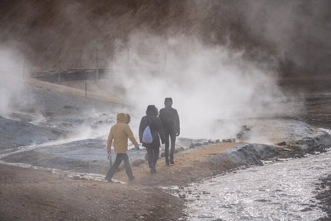 Golden Circle and Kerlingarfjöll Private Tour - Stop 4: Gullfoss waterfall, short but unforgettable